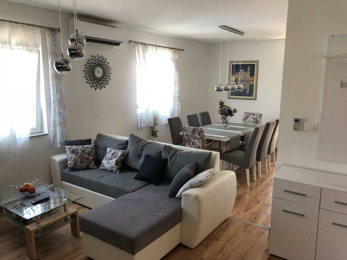 Booking Zadar Villa Franov With Pool, 10 Min From The Old Town Of Zára Kültér fotó